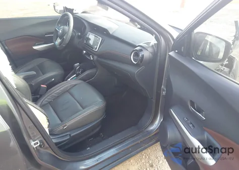 2020 Nissan Kicks Sr z USA, uszkodzony, nr VIN 3N1CP5DV6LL478736